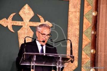  Telde con el empresario Grisaleña en la lectura del pregón de Santiago 2018 (Foto Antonio Alí)